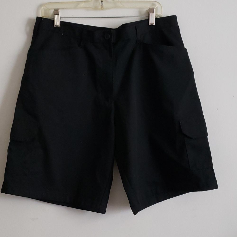 Cintas Womens Cathy Fit Black Cargo Work Shorts Size 14 RG